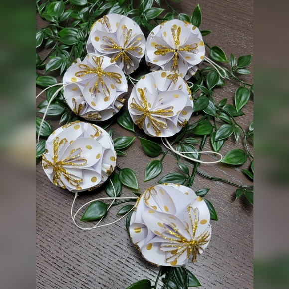 Christmas ornaments pack of 6 - Picture 2 of 6